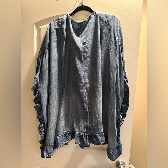 Easel Denim cardigan with ruffle detail. Size 2X. Worn once. Lightweight - Picture 2 of 4